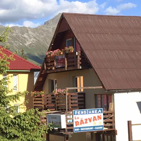 La Razvan Lodge *